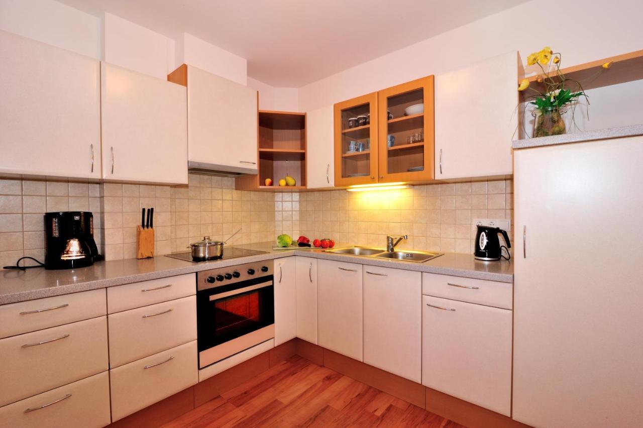 Stoanpeppelehof Apartment Fiumes Bagian luar foto